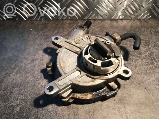 Mercedes-Benz CLK A209 C209 Vacuum pump A2722300465