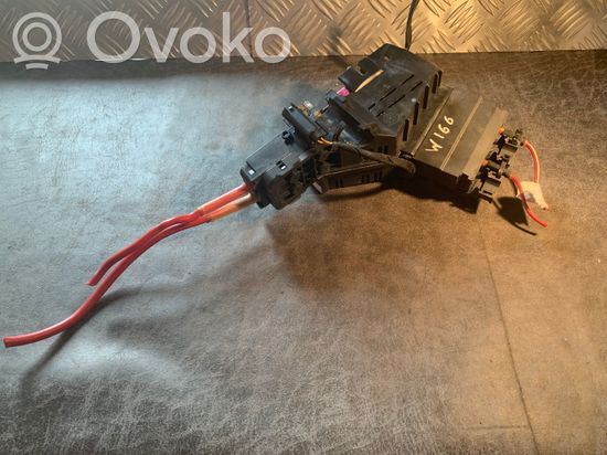 Mercedes-Benz ML W166 Fuse module A1665402450