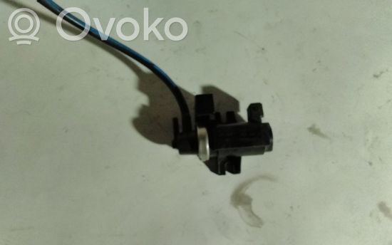 BMW 1 E81 E87 Turbo solenoid valve 72279600 2247906