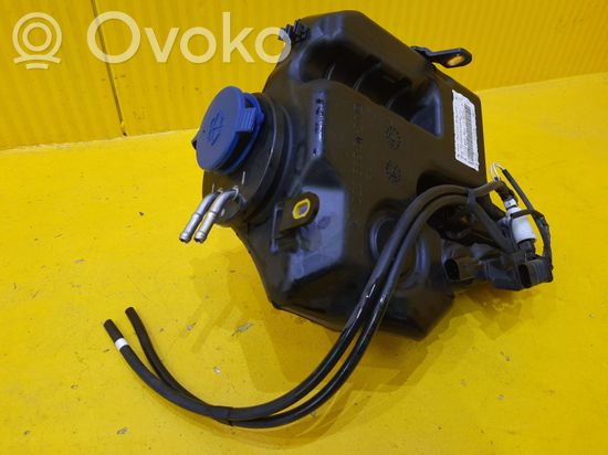 Mercedes-Benz S VV222 Maybach Windshield washer fluid reservoir/tank A2228600660 A2228690420