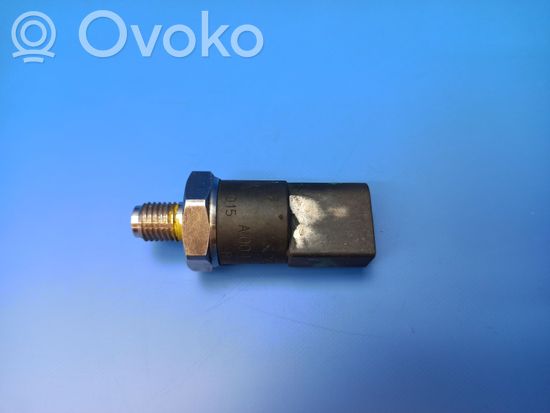 Mercedes-Benz C W203 Fuel pressure sensor A0041531528 0281002239