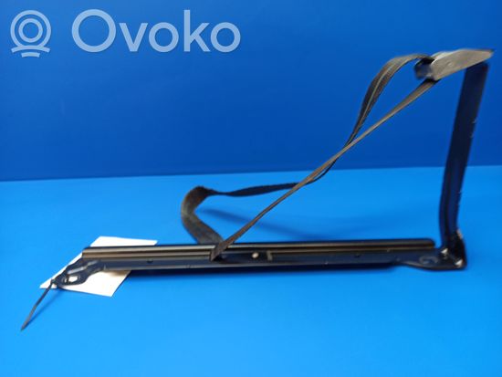 Mercedes-Benz CLS C219 Battery bracket C219