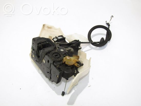 Volkswagen Polo IV 9N3 Rear door lock