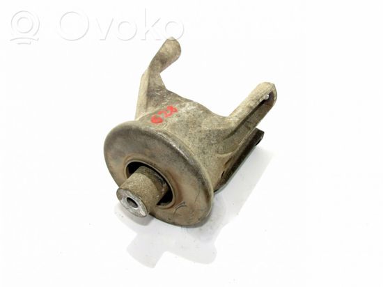 Volkswagen Transporter – Caravelle T5 Engine mount bracket 7H0199849AT
