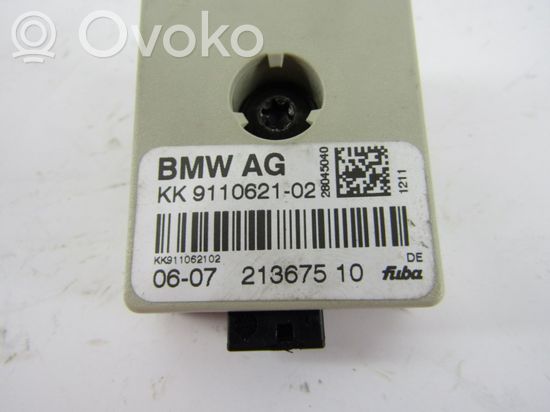 BMW 3 E90 E91 Aerial antenna amplifier 911062102