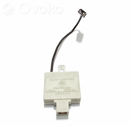 BMW 3 E36 Aerial antenna amplifier