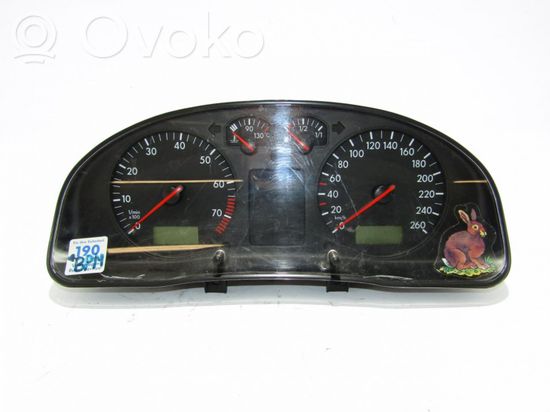 Volkswagen PASSAT B5 Speedometer (instrument cluster) 3B1919880