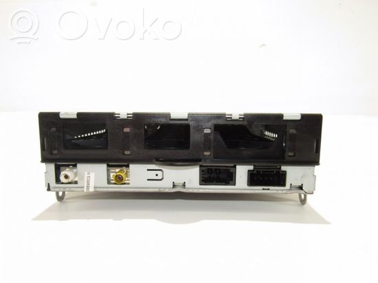 Audi A4 S4 B8 8K Aerial antenna amplifier 4E0910541Q