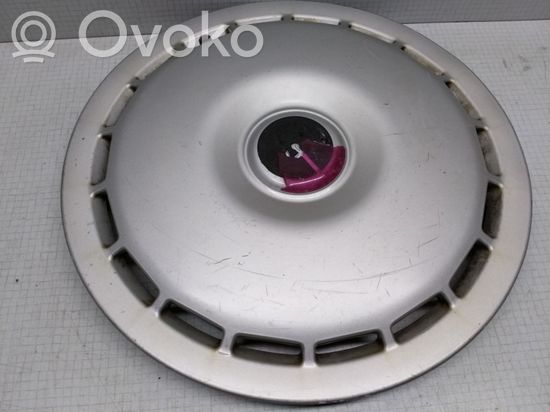Audi 80 90 S2 B4 R15 wheel hub/cap/trim 4A0601147