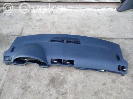 Audi A4 S4 B6 8E 8H Dashboard