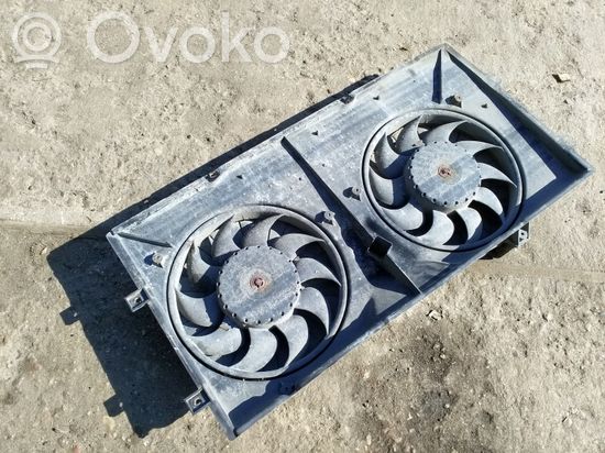 Volkswagen Transporter – Caravelle T4 Radiator cooling fan shroud 701121207B