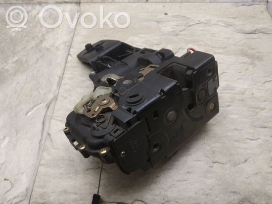 Volkswagen Golf IV Rear door lock 3B4839015A