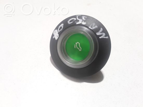 Mercedes-Benz E W211 Tailgate opening switch 0028214951
