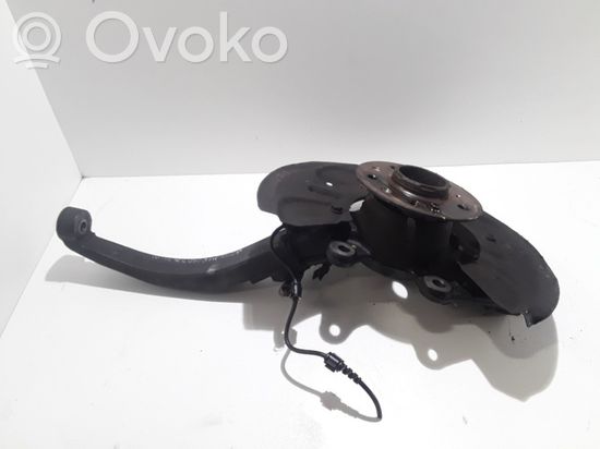 Mercedes-Benz R W251 Front wheel hub 060645C2