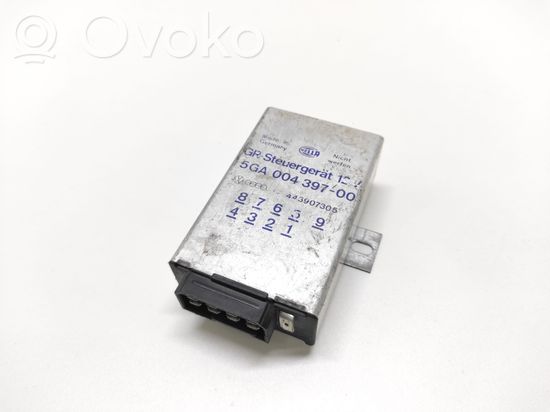 Audi 100 200 5000 C3 Cruise control unit/module 5GA00439700 443907305