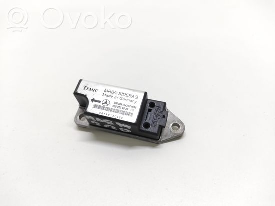 Mercedes-Benz E W210 Airbag deployment crash/impact sensor 0008209926