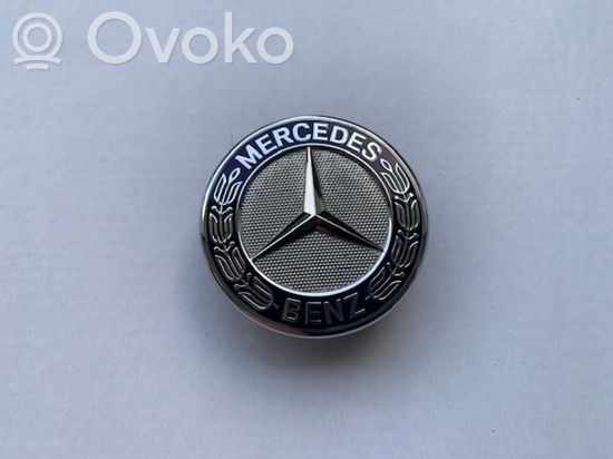 Mercedes-Benz C W205 Manufacturers badge/model letters A2128170316