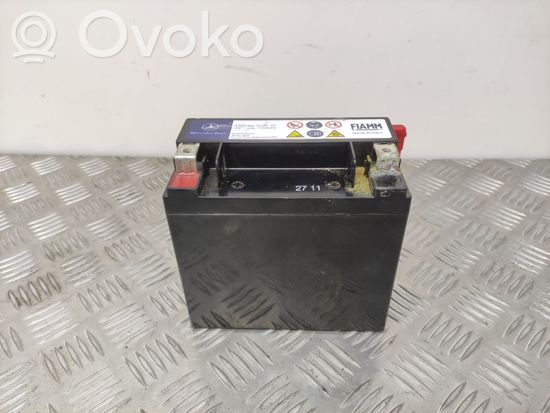 Mercedes-Benz E C207 W207 Battery A0009827008