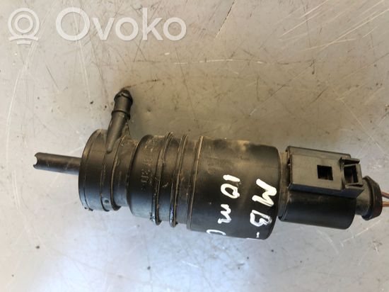 Mercedes-Benz E A207 Windscreen/windshield washer pump 0165454626