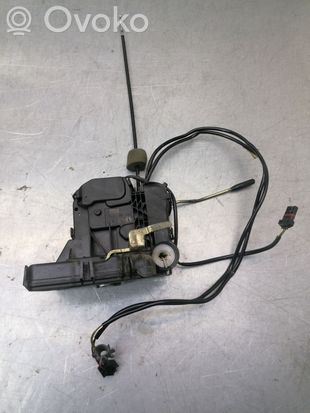 Mercedes-Benz E W211 Front door lock