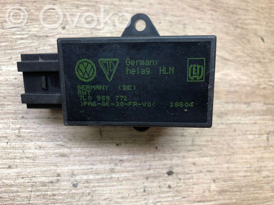 Volkswagen Touareg I Seat heating relay 7L0959772