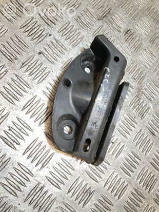BMW 3 E90 E91 Front bumper mounting bracket 7118194