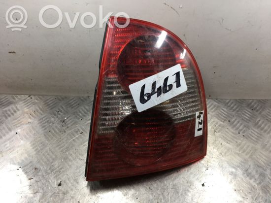 Volkswagen PASSAT B5.5 Rear/tail lights
