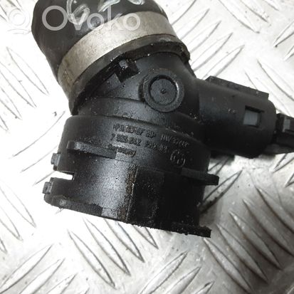 BMW 1 E81 E87 Engine coolant pipe/hose 7525642 PA66GF30