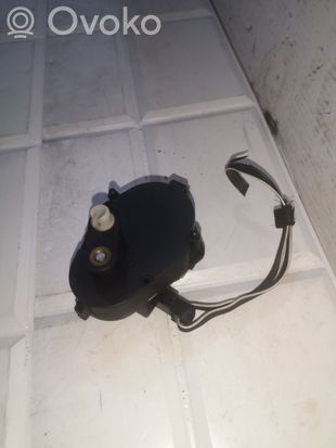 BMW 7 E38 Air flap motor/actuator 8391378