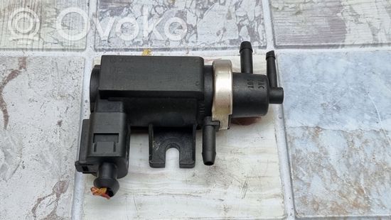 Volkswagen PASSAT B6 Turbo solenoid valve 1J0906627 72290320