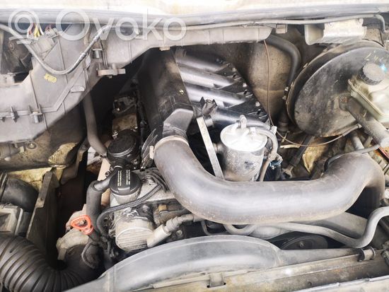 Mercedes-Benz Sprinter W901 W902 W903 W904 Engine M611981