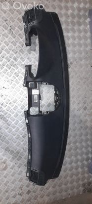 Mercedes-Benz E W211 Dashboard A2116800687