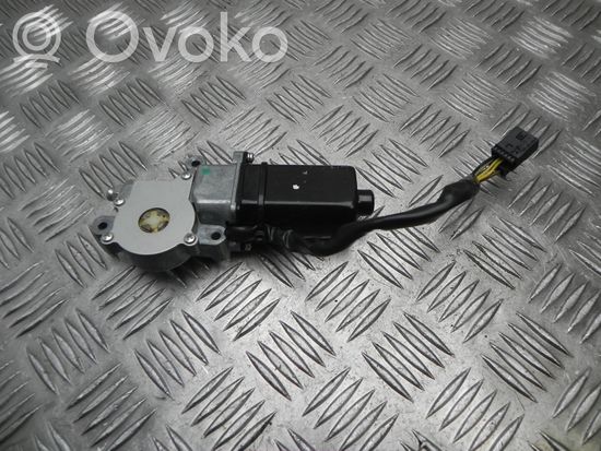 Mercedes-Benz Vito Viano W639 Rear loading door model letters A2035450426 V1134