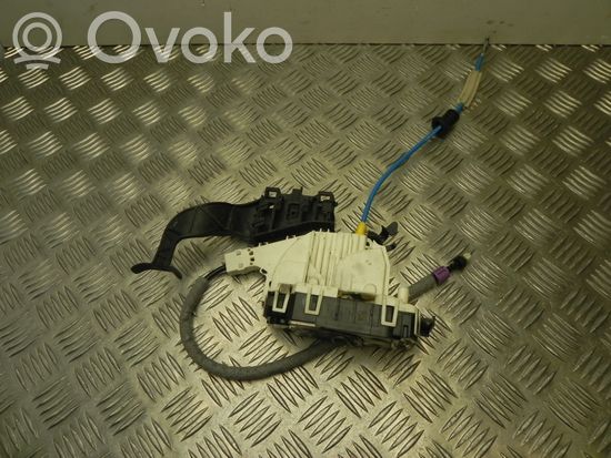 Mercedes-Benz ML W166 Loading door lock A1667200135 T7136