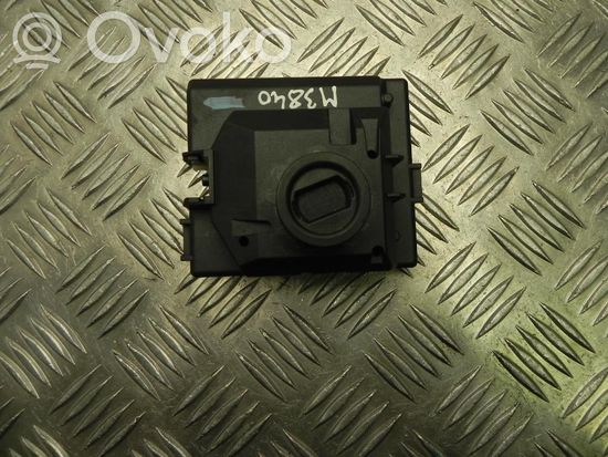 Mercedes-Benz C AMG W205 Ignition lock A2059008010 M3840
