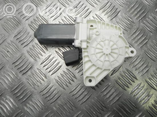 Mercedes-Benz E A207 Front door lock A2078200542 AF259