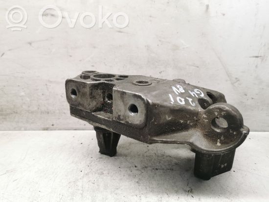 Volkswagen Golf IV Engine mounting bracket 038199207H
