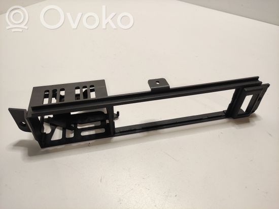 BMW 7 E32 Radio/GPS head unit trim 1374210