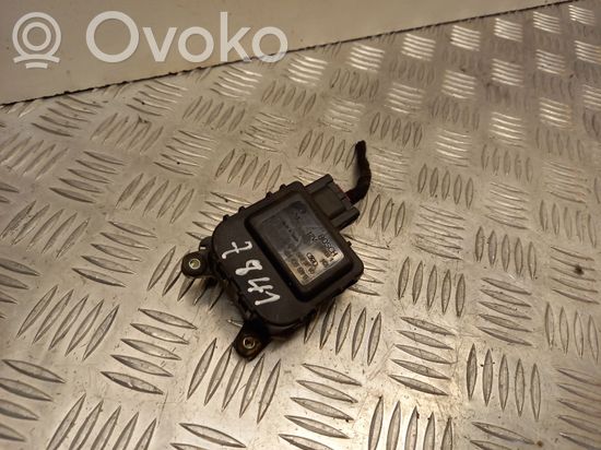 Volkswagen PASSAT B5.5 Air flap motor/actuator 8D1820511B