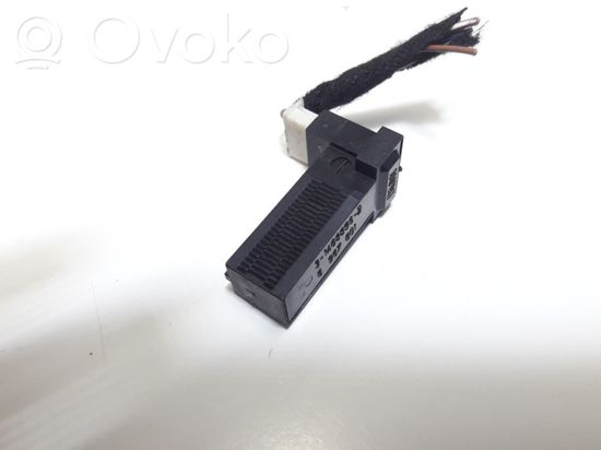 BMW 1 E81 E87 Brake pedal sensor switch 6967601 31468896
