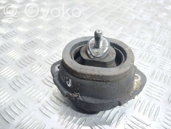 BMW X5 E53 Engine mount bracket 6758430