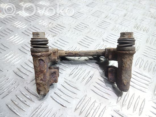 Audi 80 90 S2 B4 Brake caliper pad carrier rear