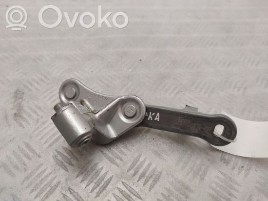 Mercedes-Benz S C217 Front door lower hinge A046572