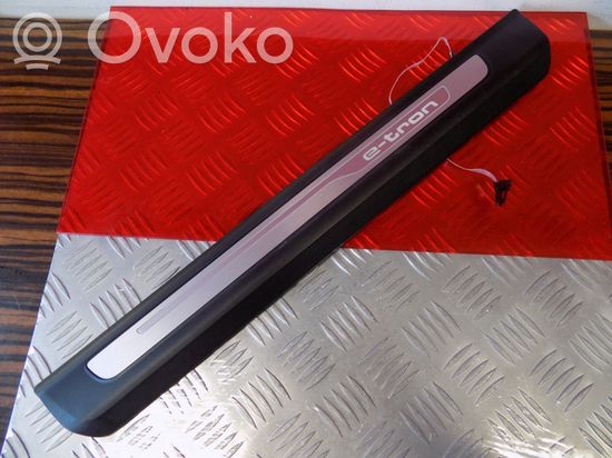 Audi Q7 4M Front sill trim cover 4M0947405A
