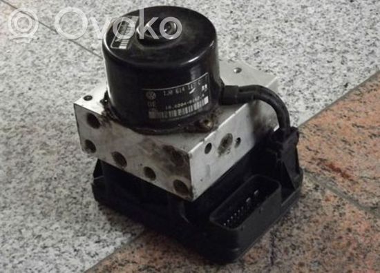 Volkswagen Golf IV ABS Pump 1J0614117C