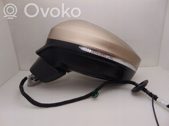 Volkswagen Touareg III Front door electric wing mirror
