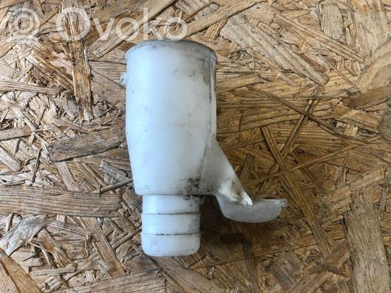 Volkswagen Transporter – Caravelle T5 Window washer liquid tank fill tube