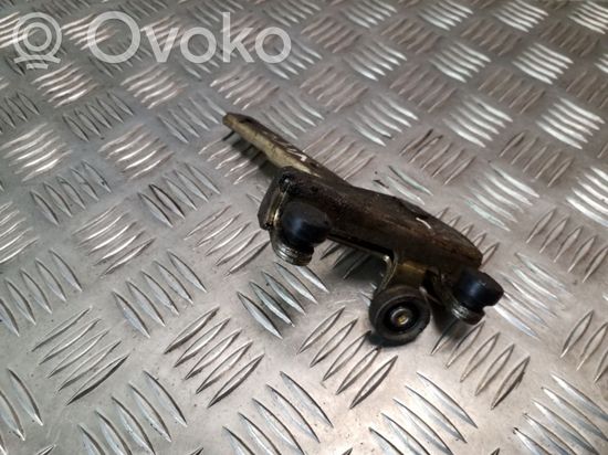Mercedes-Benz Vito Viano W638 Sliding door lower roller guide/hinge A6387601747