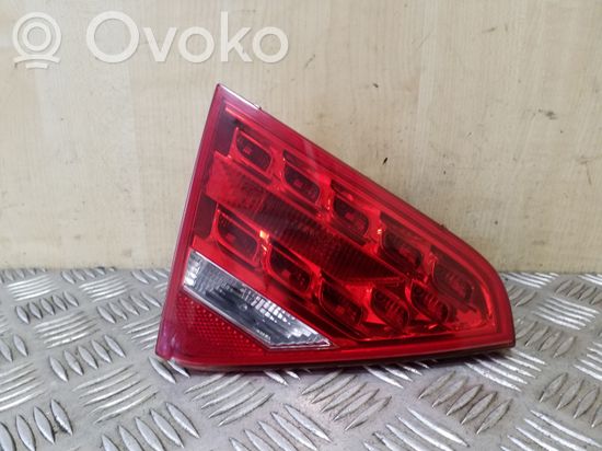 Audi A5 8T 8F Tailgate rear/tail lights  8T0945093A