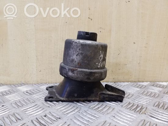 Volkswagen Transporter – Caravelle T5 Engine mount bracket 7H0199256H